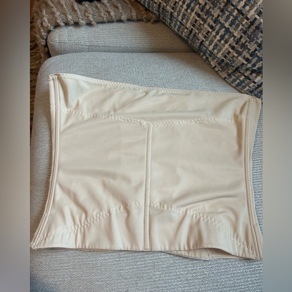 Flexees by maidenform Shapewear - Picture 3 of 5